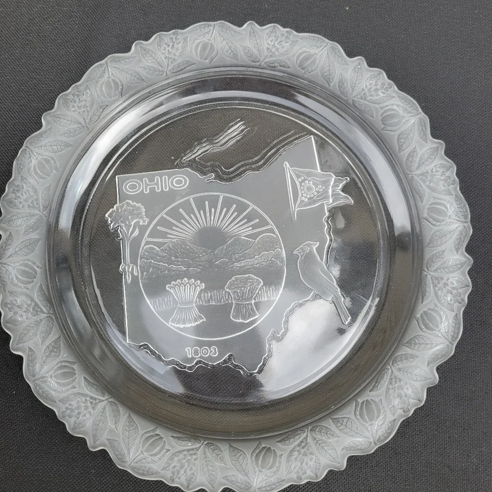 Ohio Souvenir Glass Plate ~ Frosted Floral Rim ~ Ohio Seal, Bird, Flag ~ FINAL!